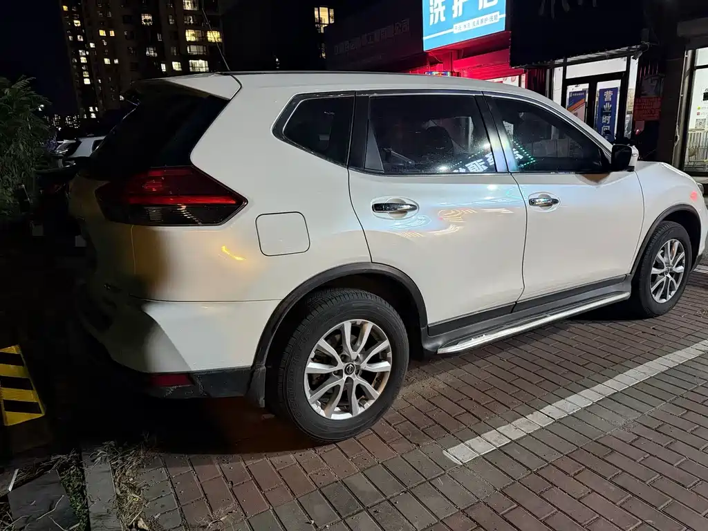 Nissan X-Trail — миниатюра 2