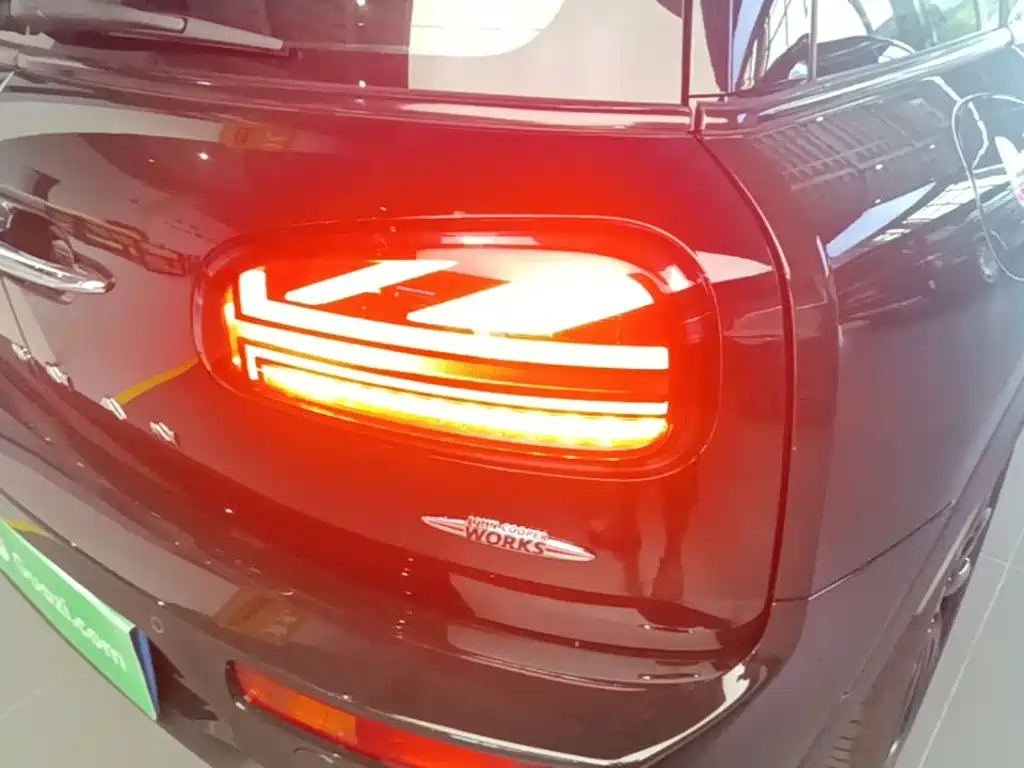 MINI Mini JCW Clubman — миниатюра 8