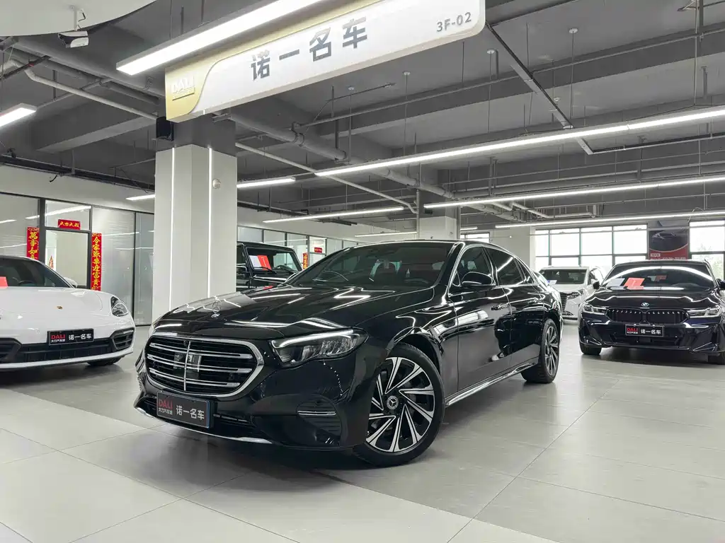 Mercedes-Benz E-Class 2025