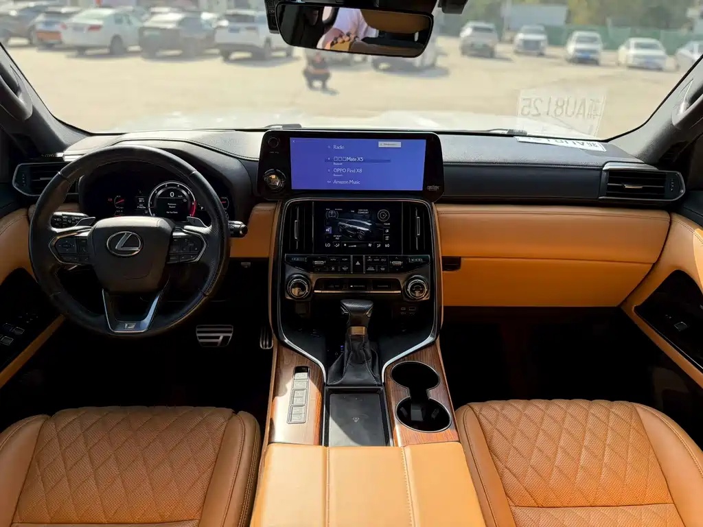 Lexus LX — миниатюра 5