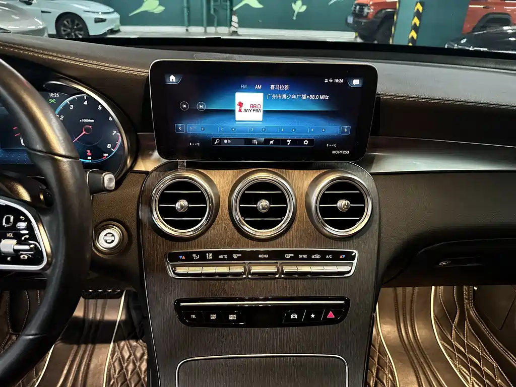 Mercedes-Benz GLC Coupe — миниатюра 21
