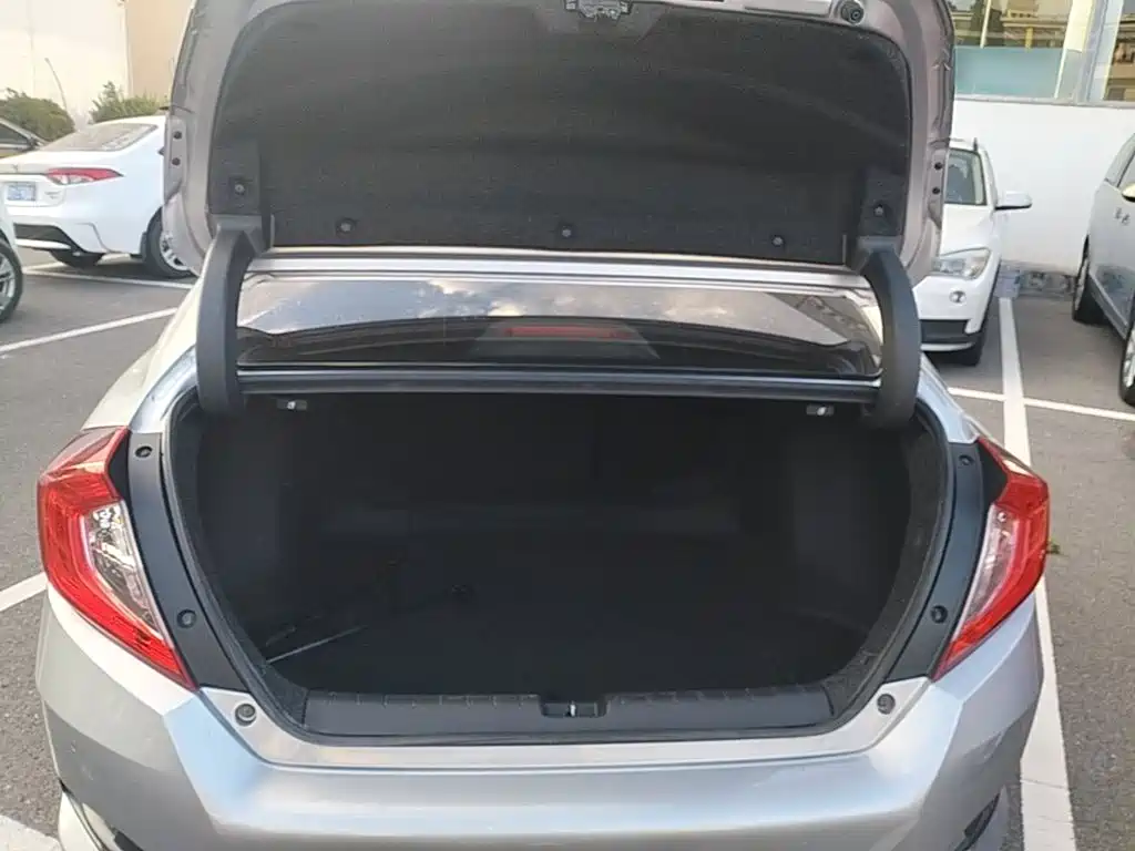 Honda Civic — миниатюра 19