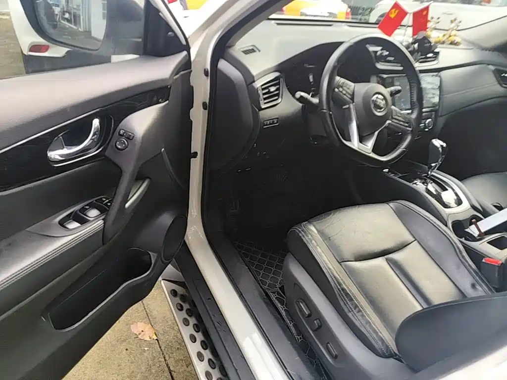 Nissan X-Trail — миниатюра 16