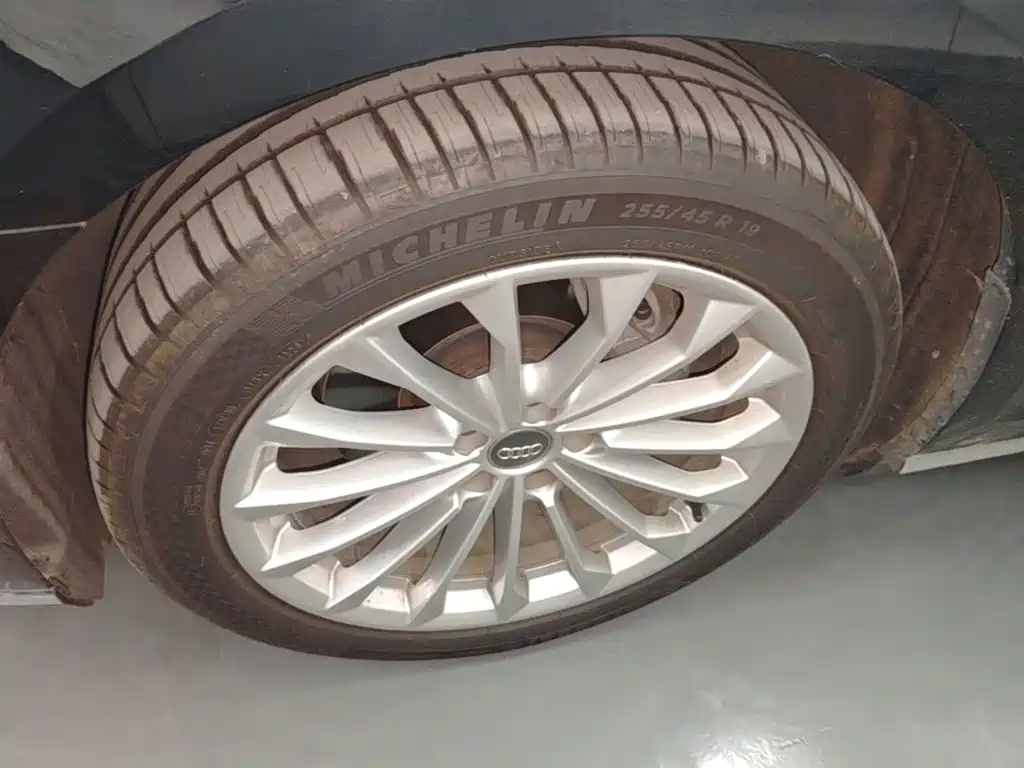 Audi A8 — миниатюра 23