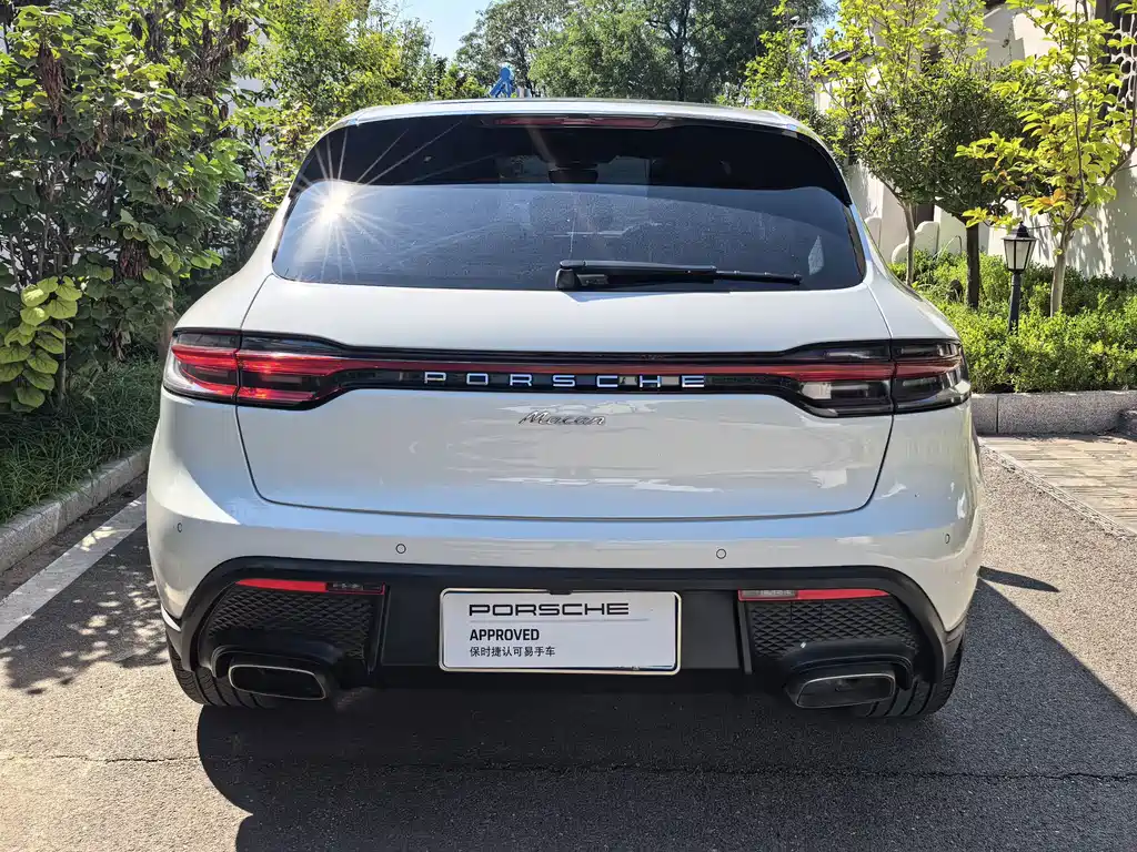 Porsche Macan — миниатюра 4