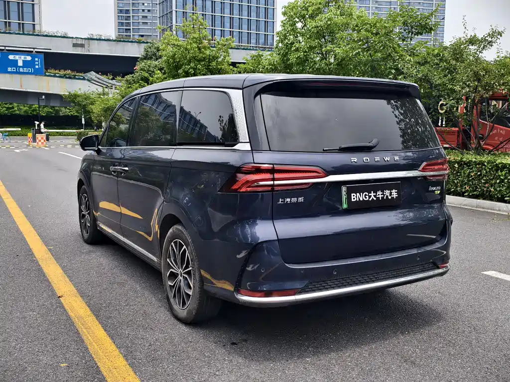 Roewe iMAX8 New Energy — миниатюра 6