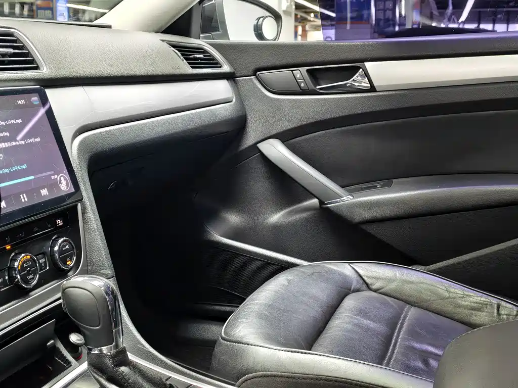 Volkswagen Passat — миниатюра 9