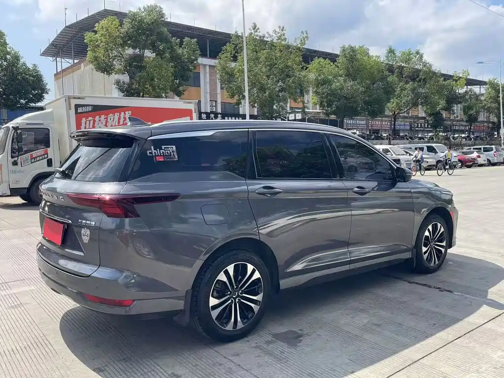 Wuling Victory — миниатюра 9