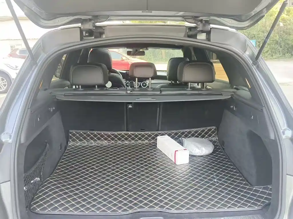 Mercedes-Benz GLC — миниатюра 9