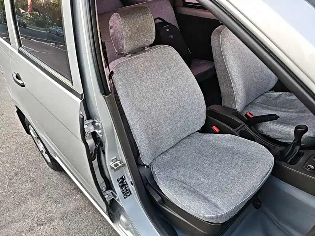 Wuling Hongguang — миниатюра 25