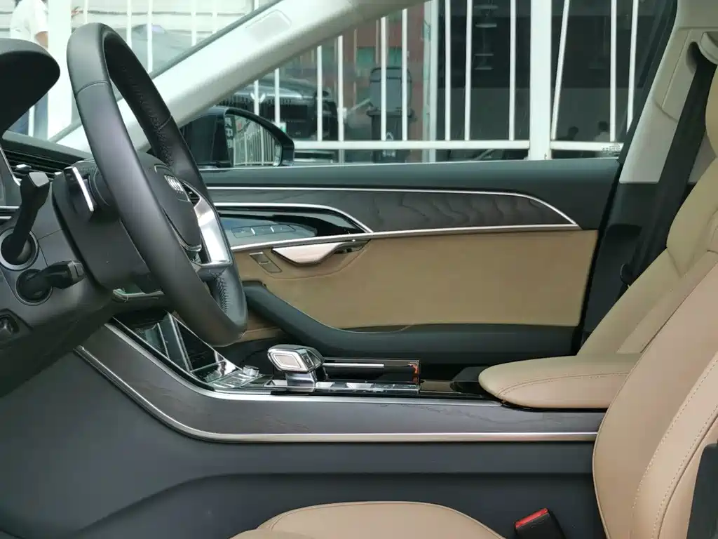 Audi A8 — миниатюра 15