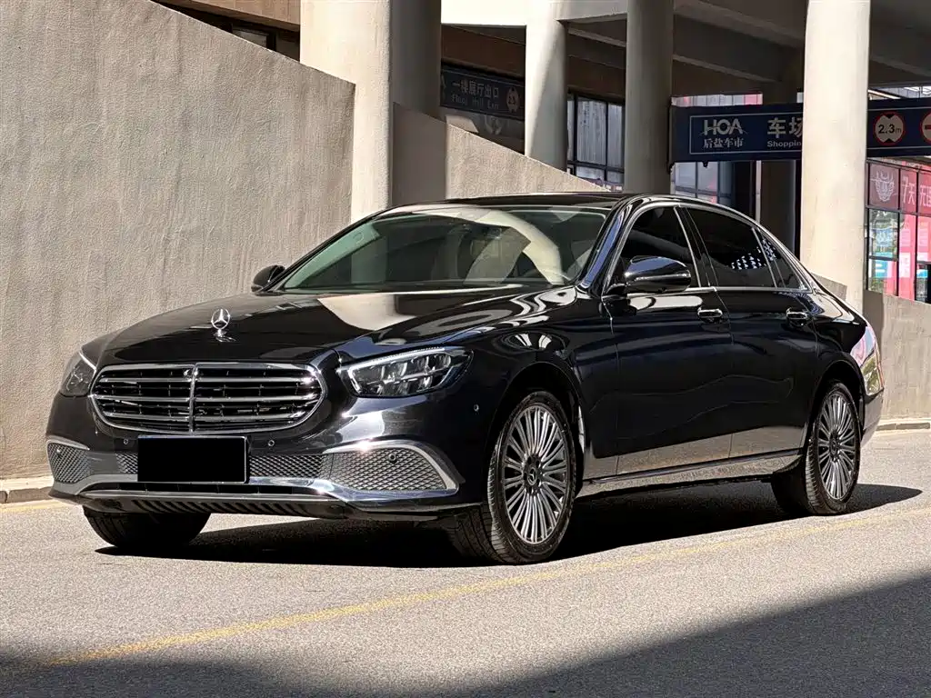 Mercedes-Benz E-Class 2021