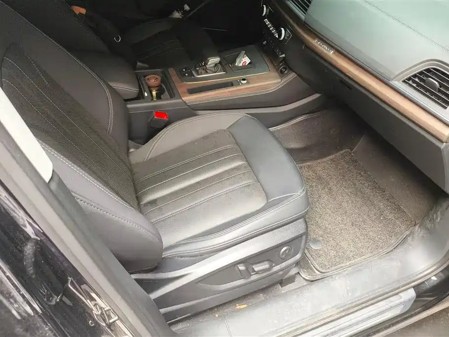 Audi Q5L 2022 45T Luxury