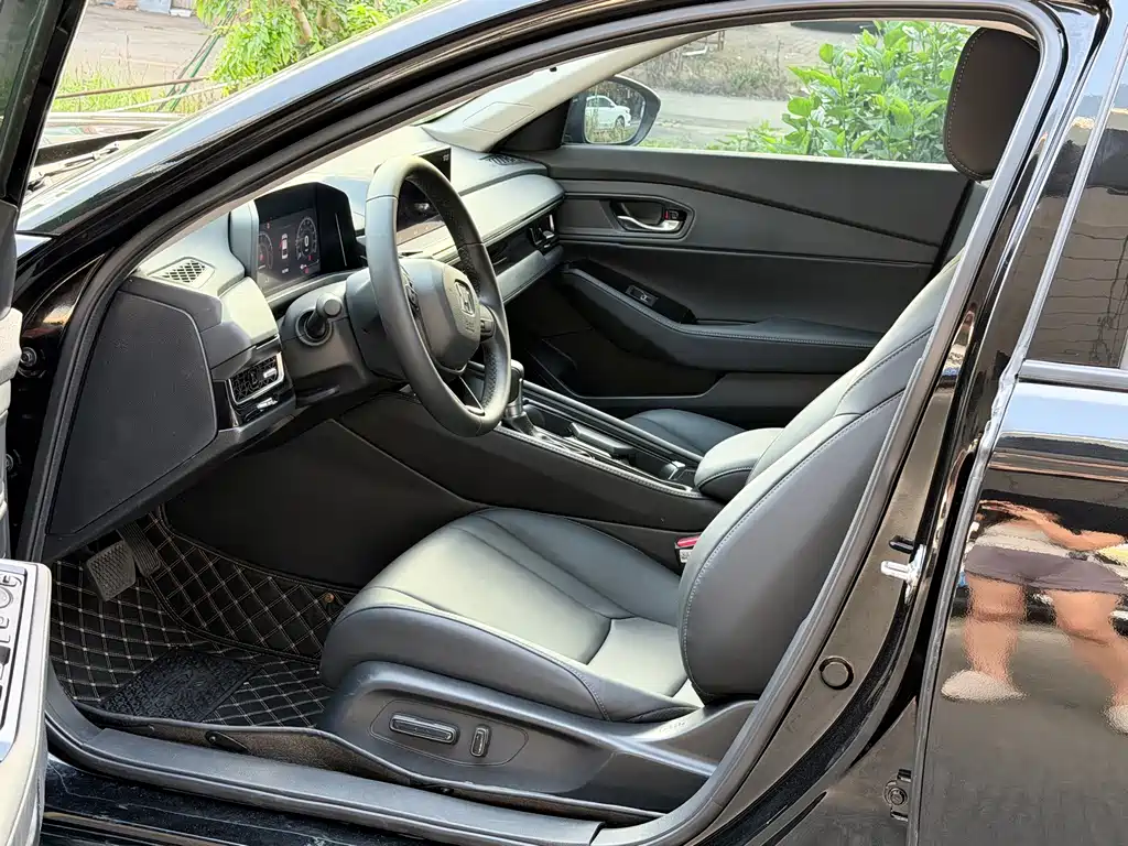 Honda Inspire — миниатюра 7