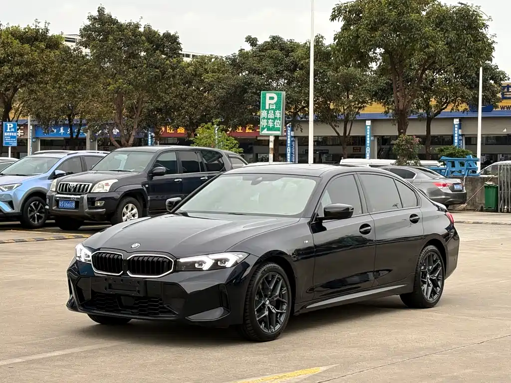 Купить BMW 3 Series