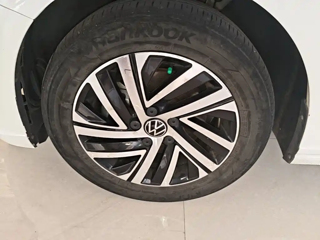 Volkswagen Lavida — миниатюра 23