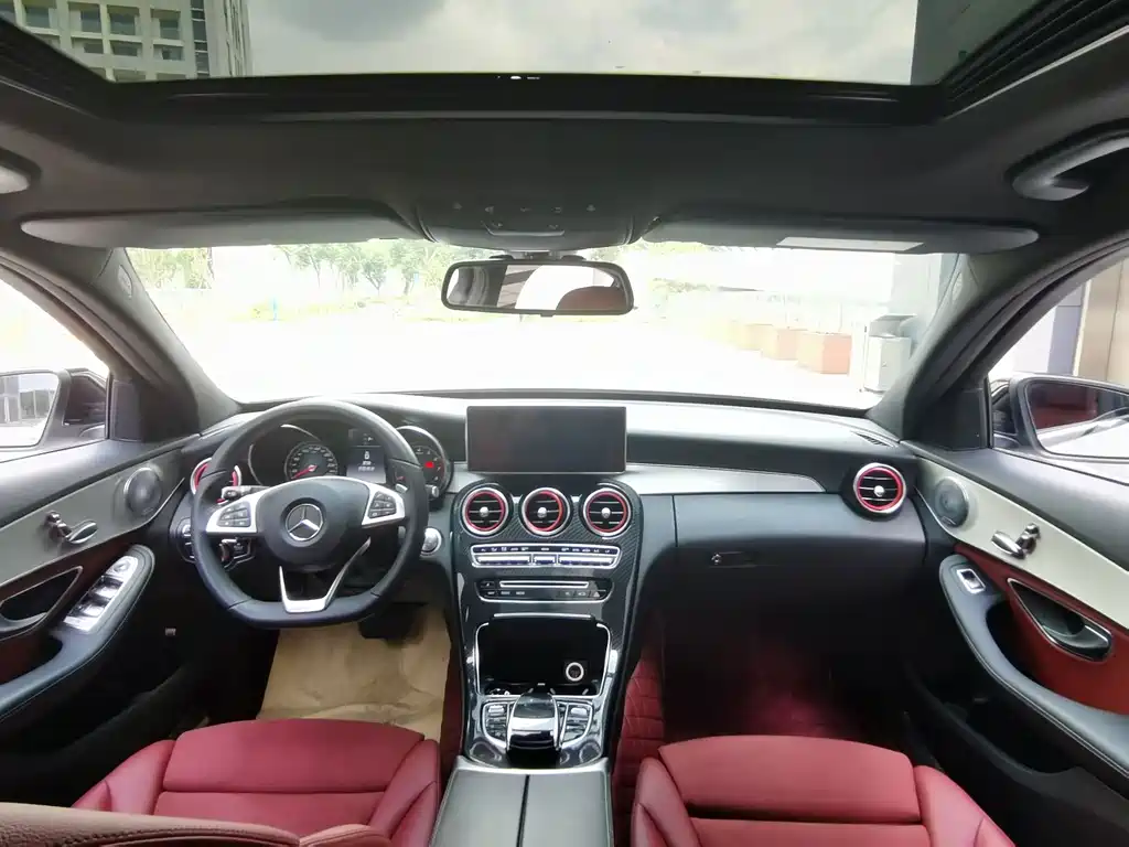 Mercedes-Benz C-Class — миниатюра 8