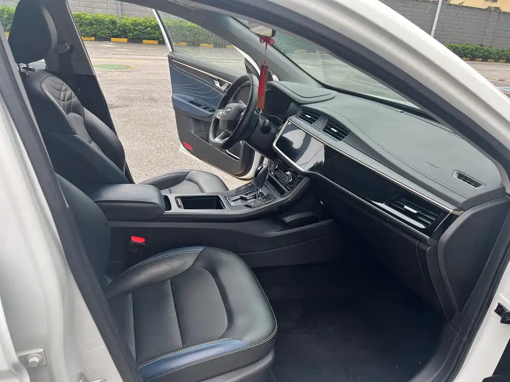 GEELY AUTOMOBILE EMGRAND GL