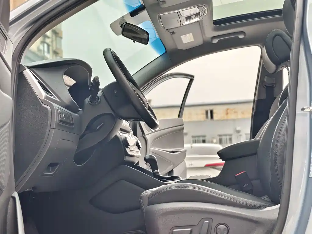 Hyundai Tucson — миниатюра 10