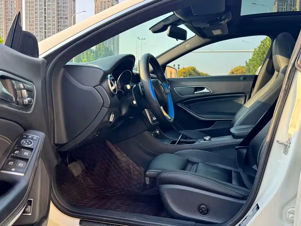 Mercedes-Benz CLA (Import) — миниатюра 4