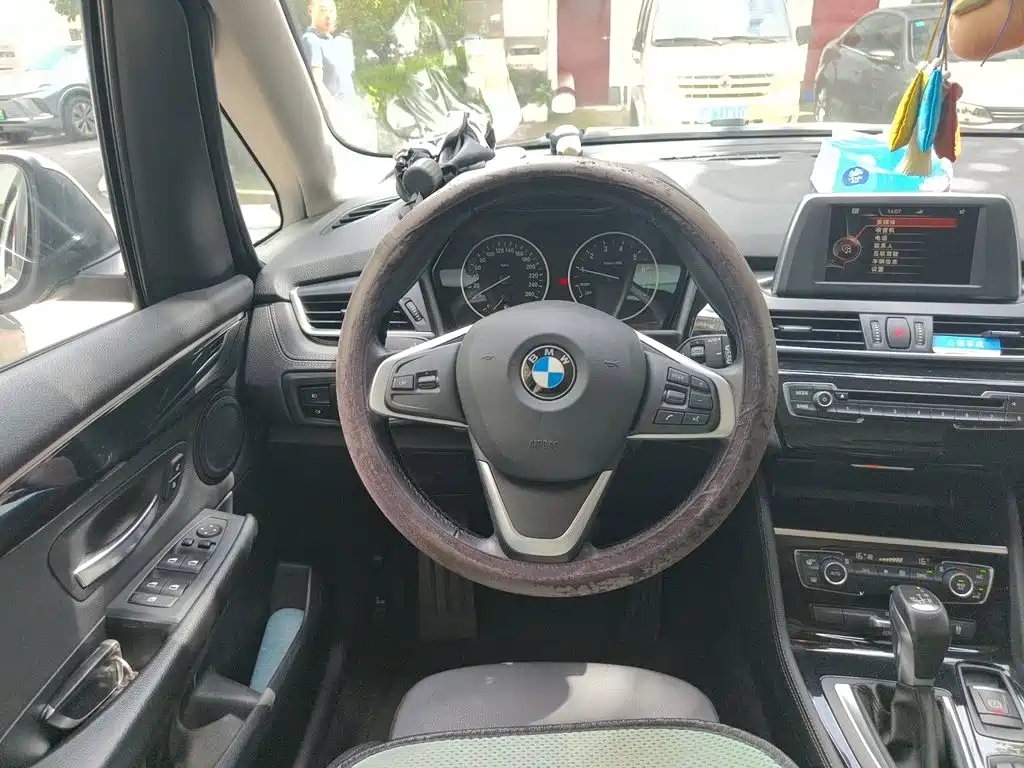 BMW 2 Series Active Tourer (Import) — миниатюра 3
