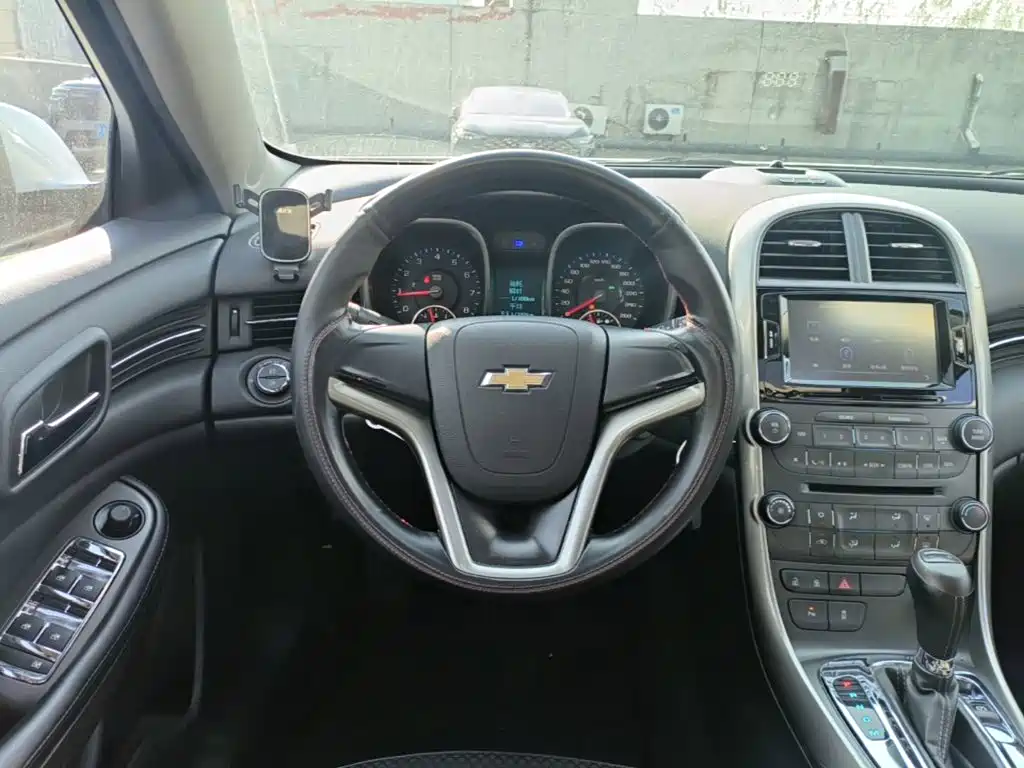 Chevrolet Malibu — миниатюра 11