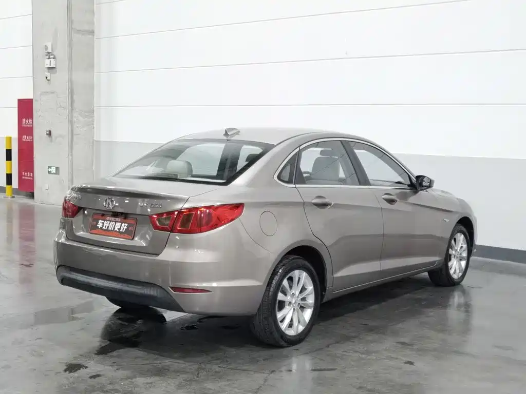 BAIC Senova D50 — миниатюра 2
