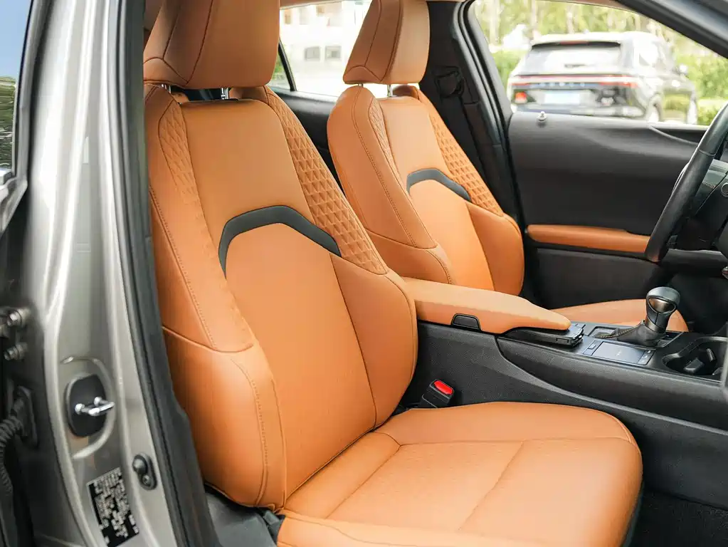Lexus UX — миниатюра 12