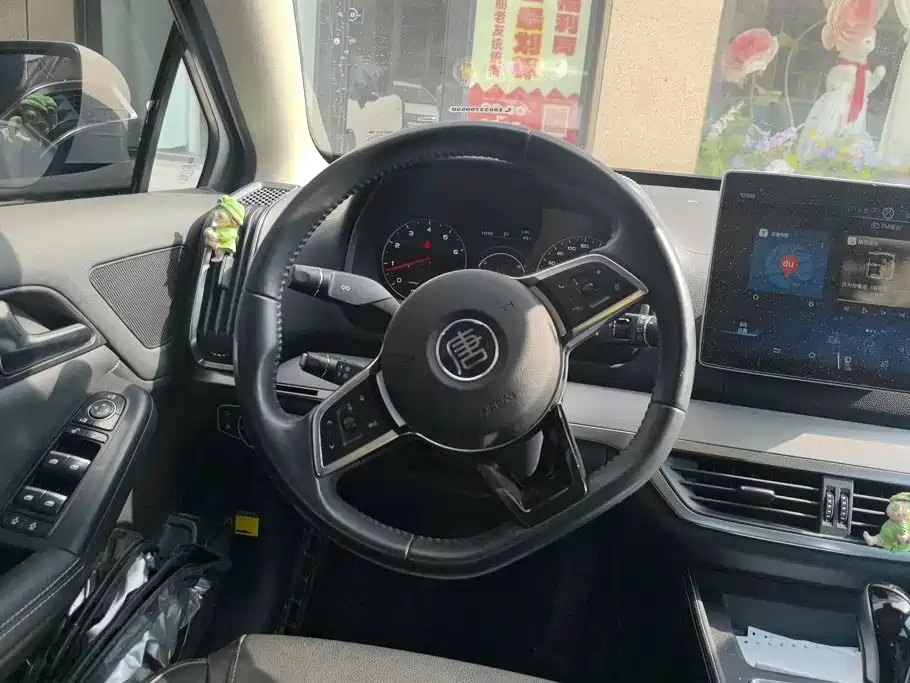 BYD Tang — миниатюра 15
