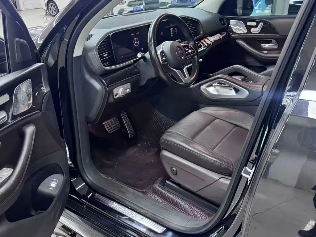 Mercedes-Benz GLE (Import) — миниатюра 3