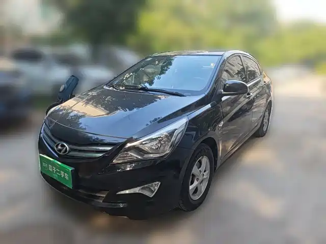 2015 Hyundai Verna