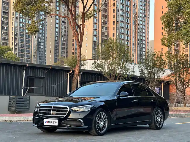 MERCEDES-BENZ S CLASS