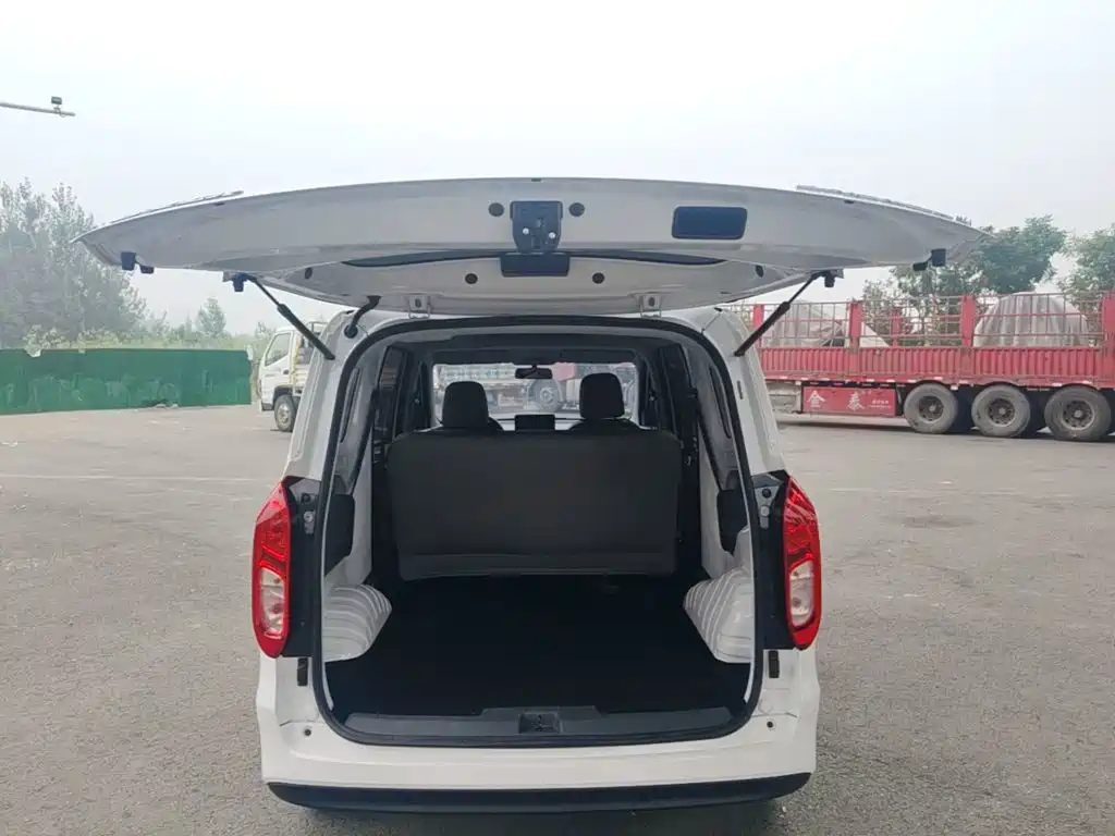 Wuling Hongguang EV — миниатюра 19