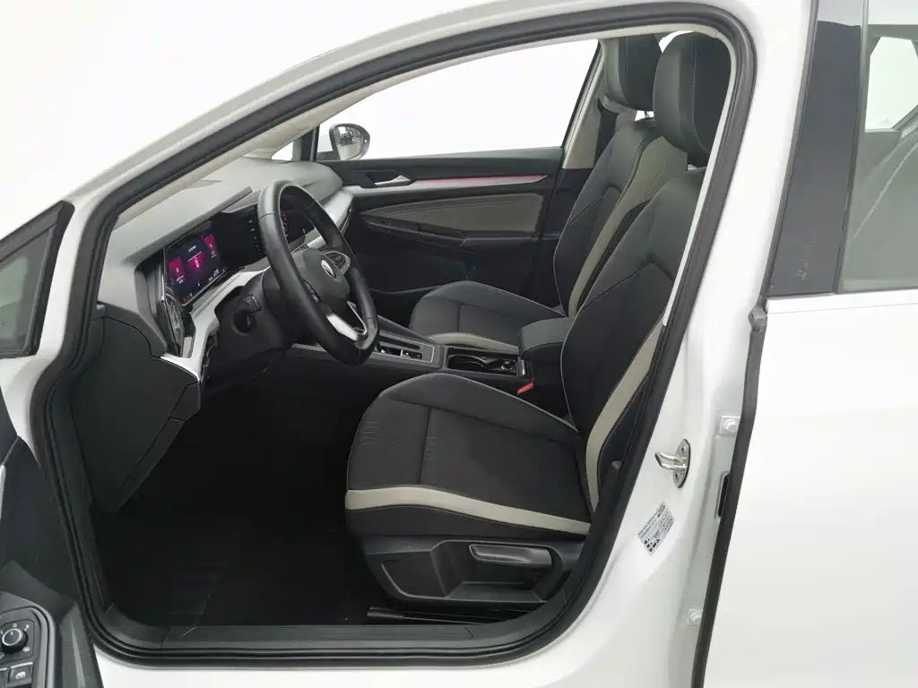 Volkswagen Golf — миниатюра 10