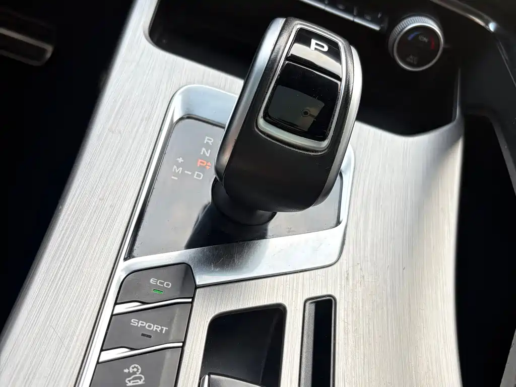 Geely Binyue — миниатюра 21