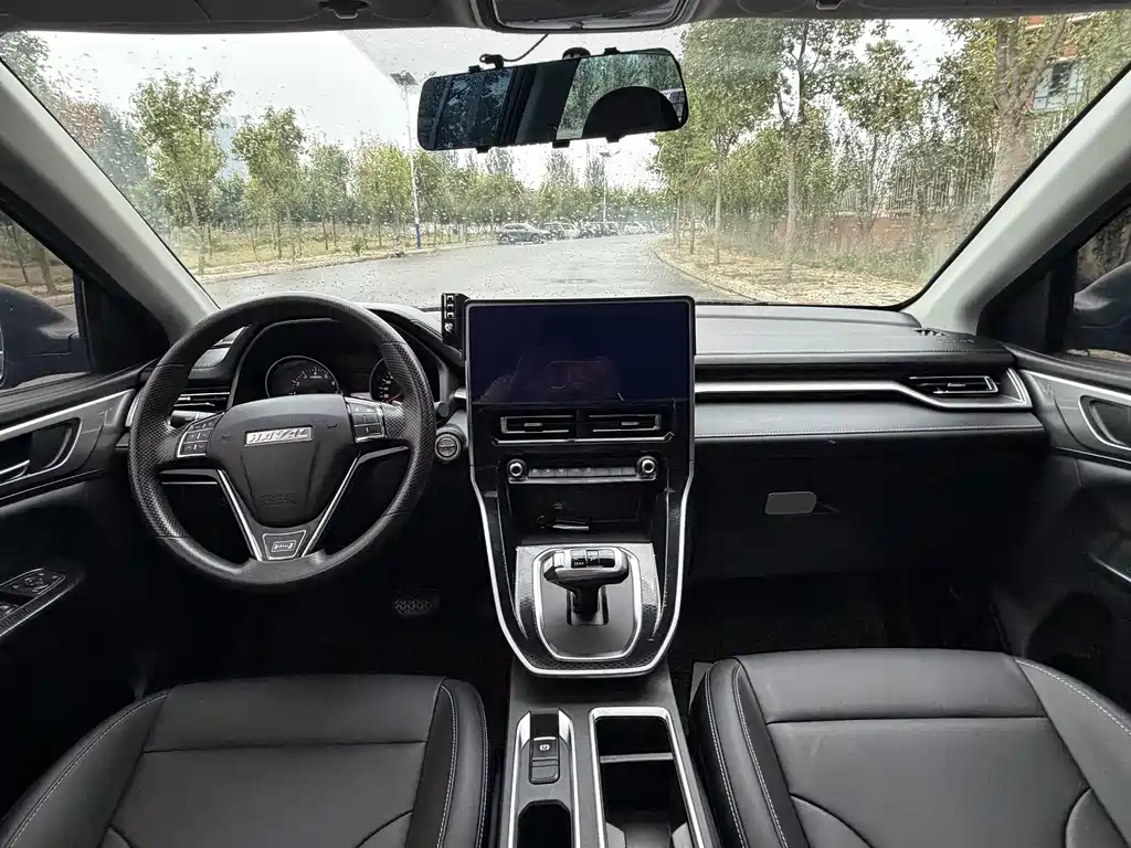 Haval M6 — миниатюра 9