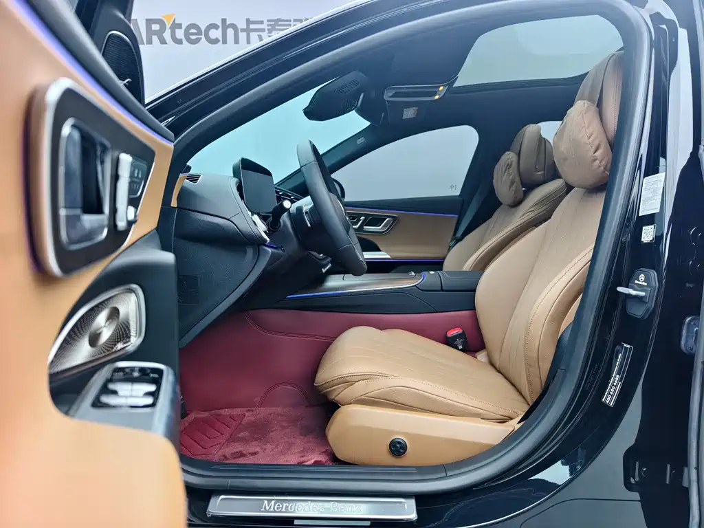Mercedes-Benz E-Class — миниатюра 9