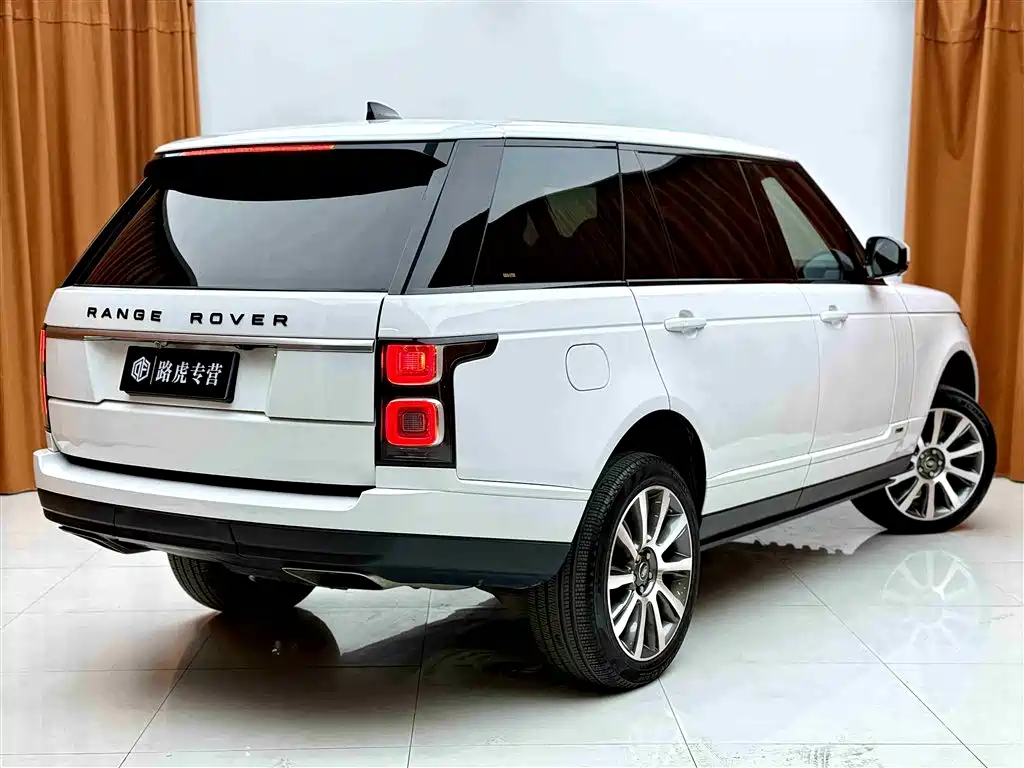 Land Rover Range Rover 2018 3.0 SC V6 Vogue Long Wheelbase