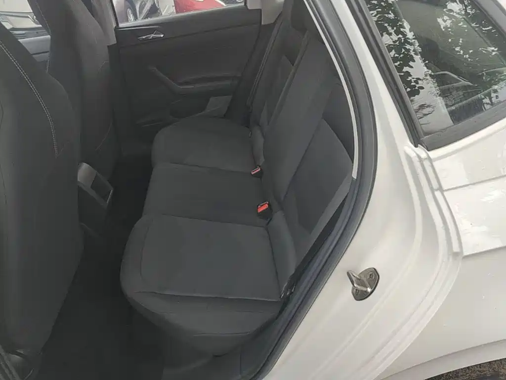 Volkswagen Polo — миниатюра 17