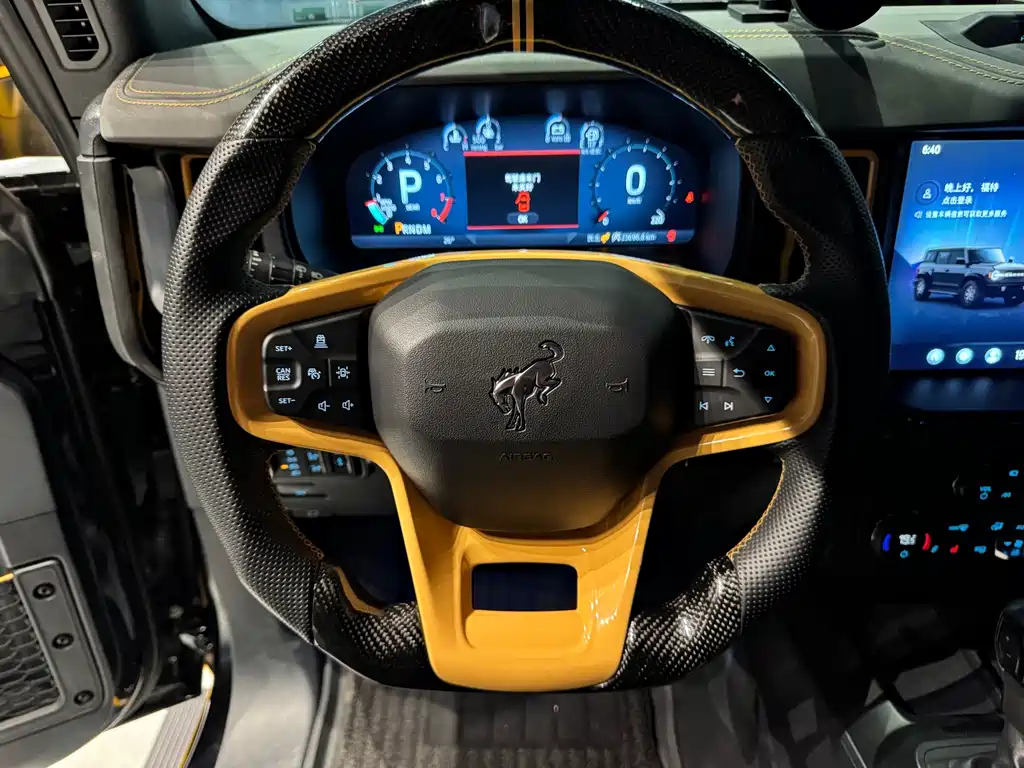 Ford Bronco — миниатюра 26