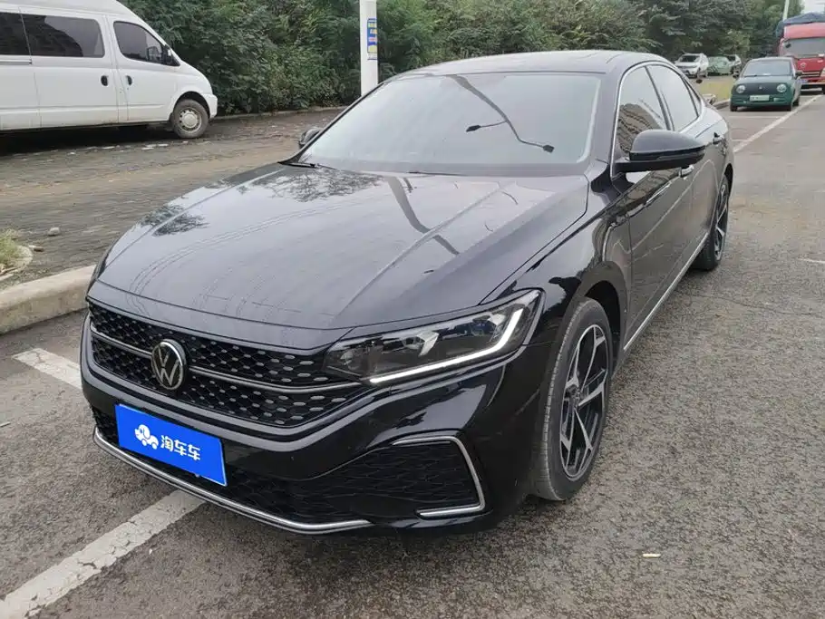帕萨特 2024款 380TSI 星空龙腾版 2024
