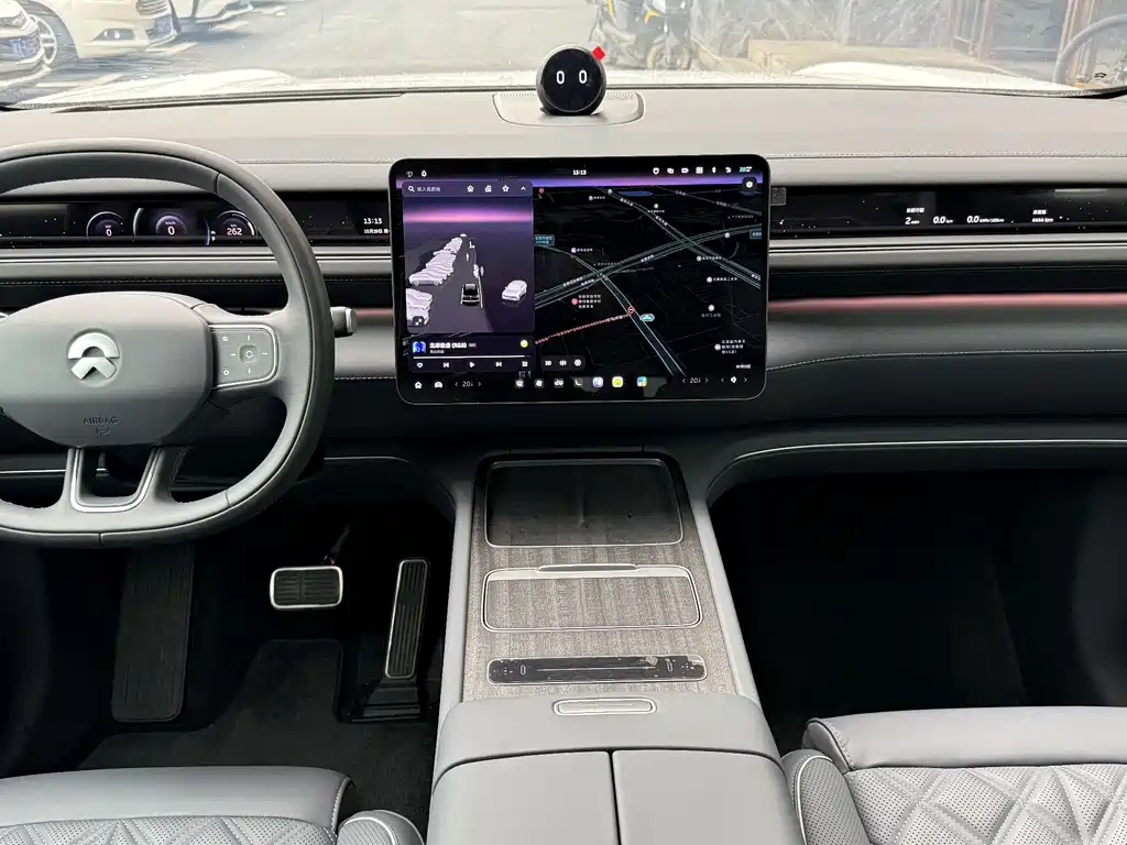 NIO ES8 — миниатюра 12