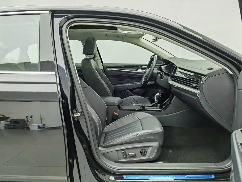 Volkswagen Passat — миниатюра 23