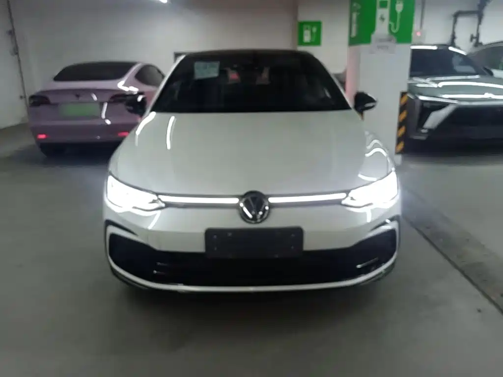 Volkswagen Golf — миниатюра 3