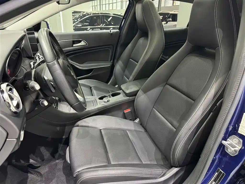 Mercedes-Benz GLA — миниатюра 21