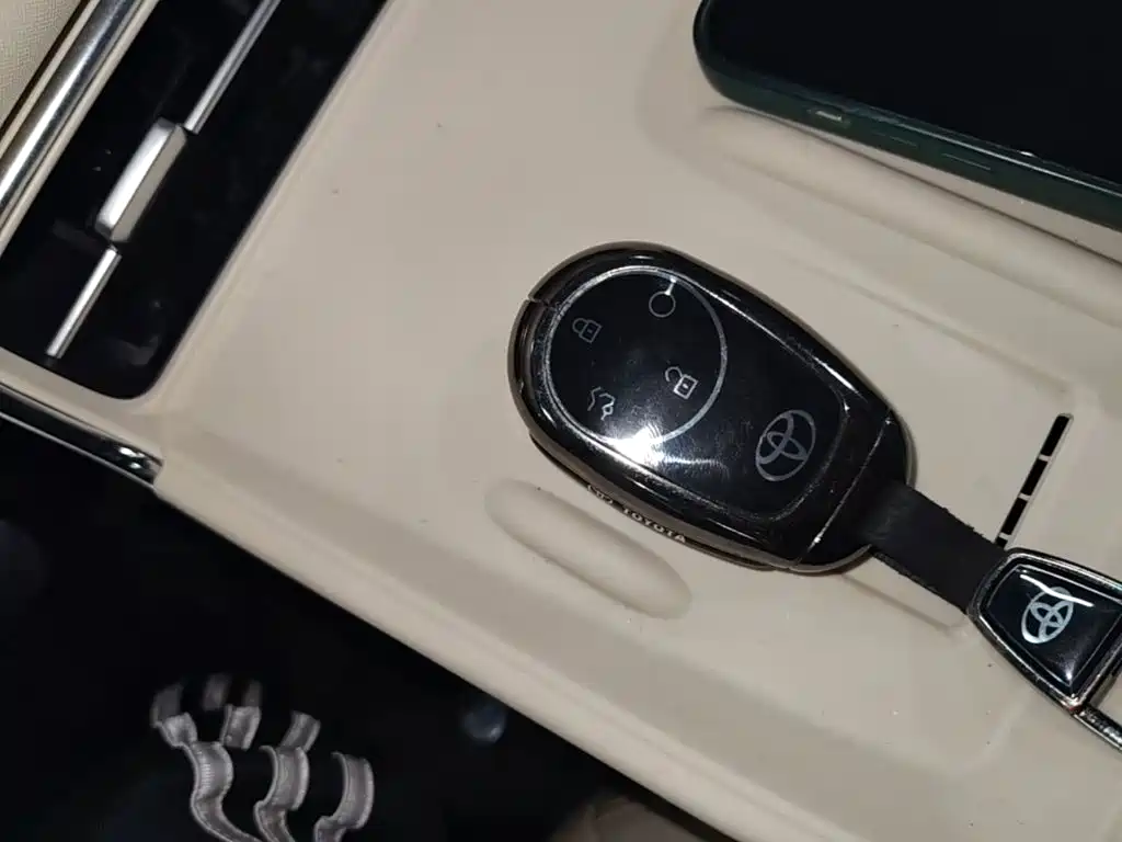 Toyota bZ3X — миниатюра 9