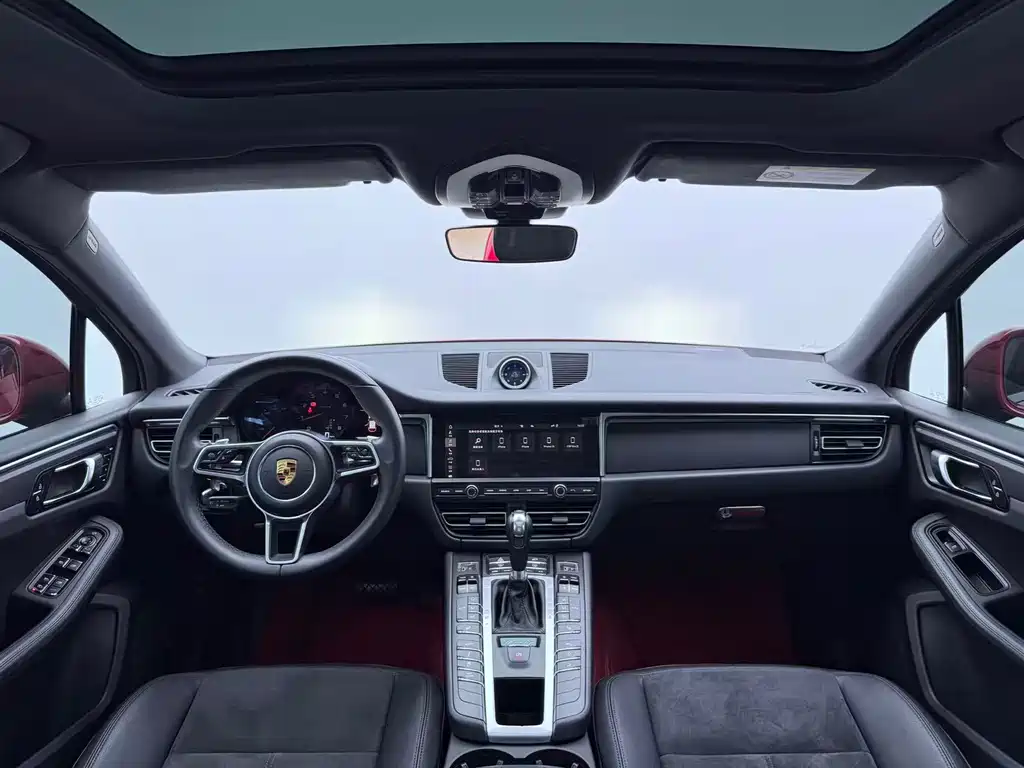 Porsche Macan — миниатюра 9