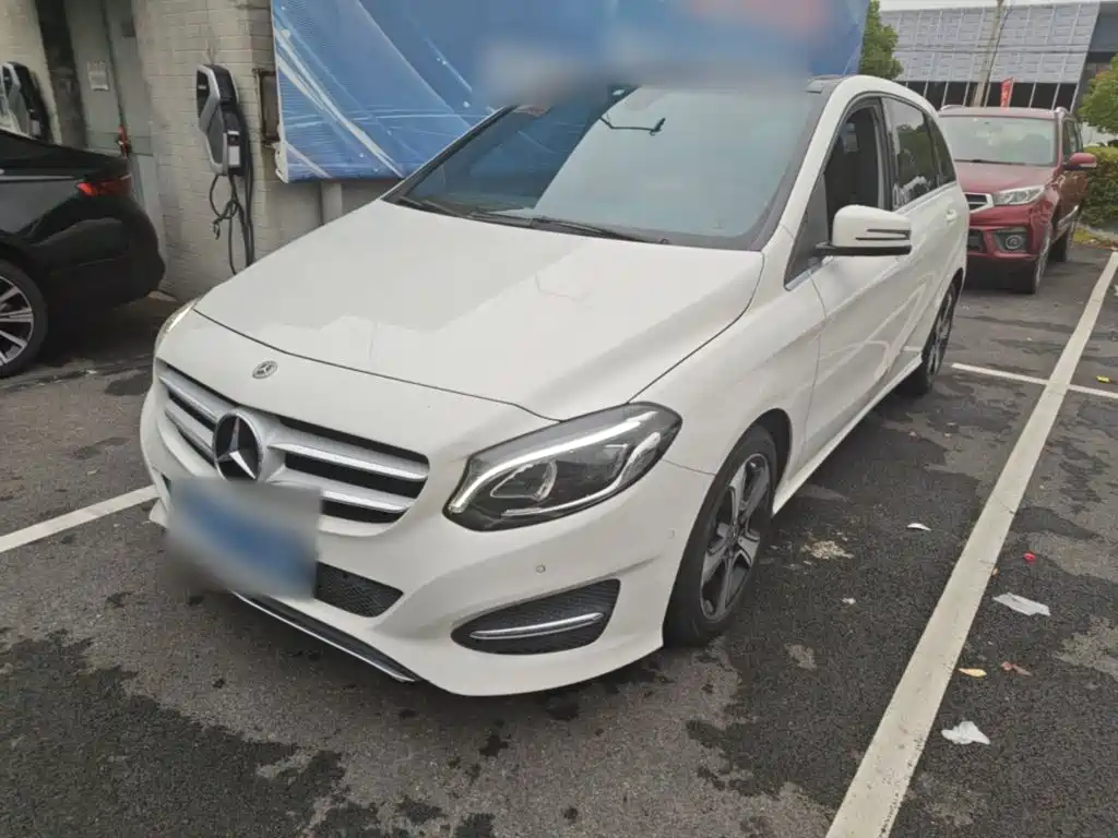 Mercedes-Benz B-Class — миниатюра 2