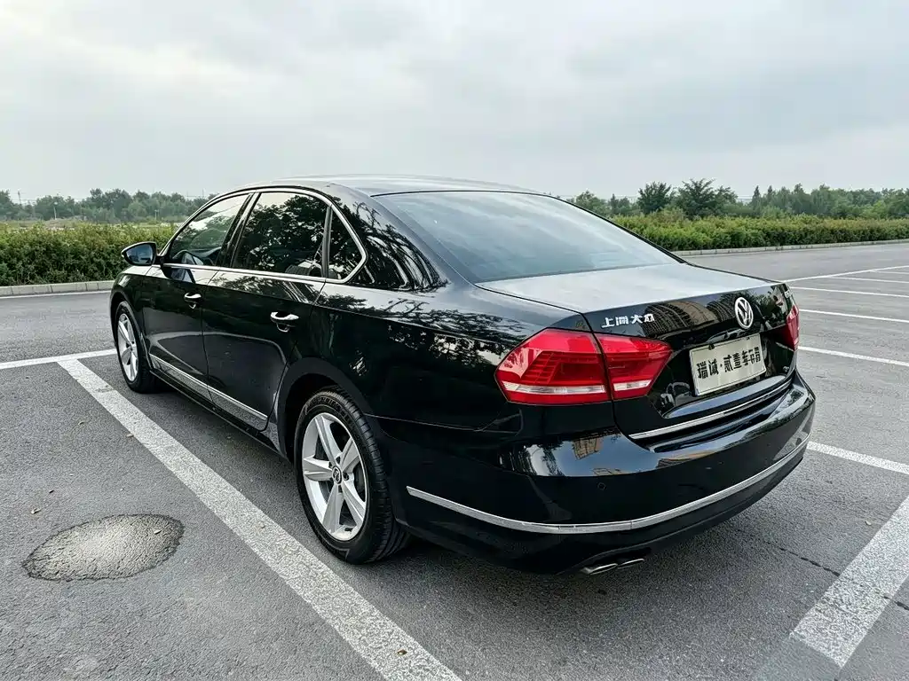 Volkswagen Passat — миниатюра 10