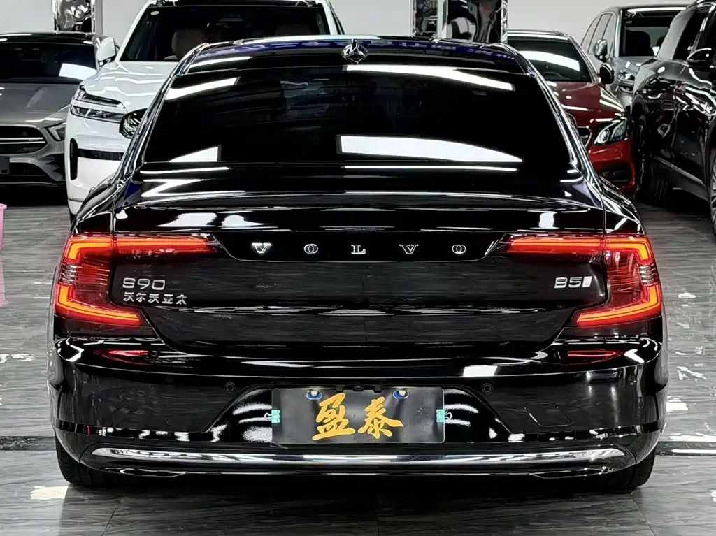 Volvo S90 — миниатюра 6